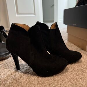 Elegant Black Women's Ankle Boots